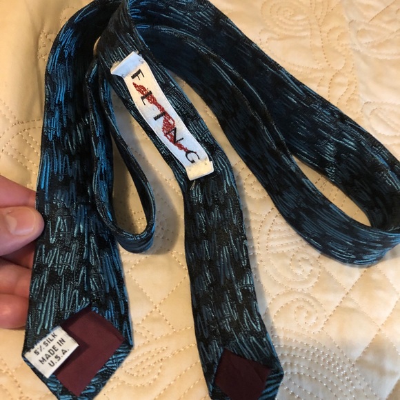 Vintage skinny teal necktie by Fling beautiful abstract retro design Made in USA - Picture 9 of 12